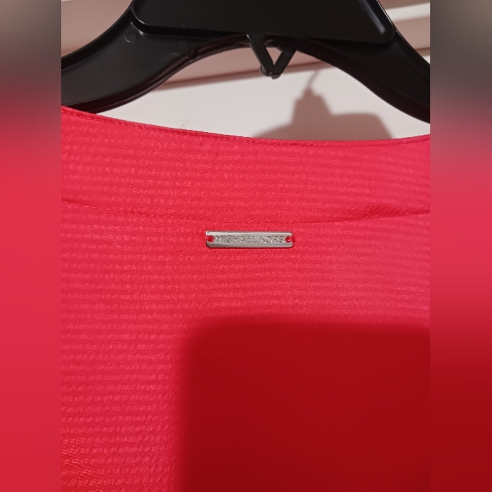 MICHAEL Michael Kors V-Neck Satin 3/4 Tie Sleeve Blouse. - Picture 7 of 7